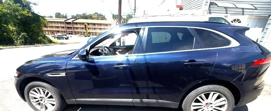 2017 JAGUAR F-PACE 20D Prestige 2