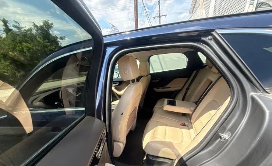 2017 JAGUAR F-PACE 20D Prestige 7
