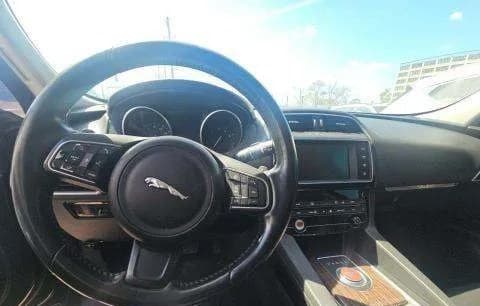 2017 JAGUAR F-PACE PRESTIGE 7