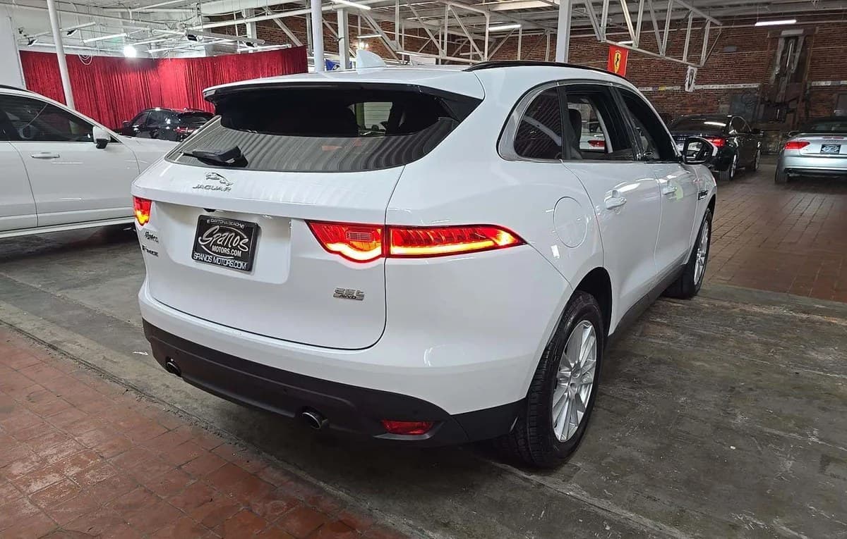 2018 JAGUAR F-PACE 25T Prestige 4