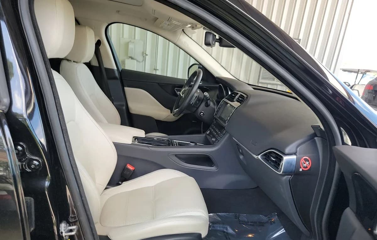 2018 JAGUAR F-PACE 25T Prestige 5