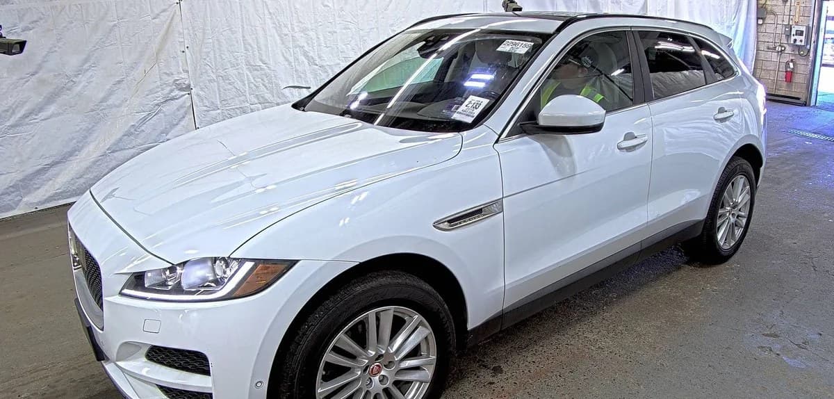 2019 JAGUAR F-PACE 25T Prestige 2