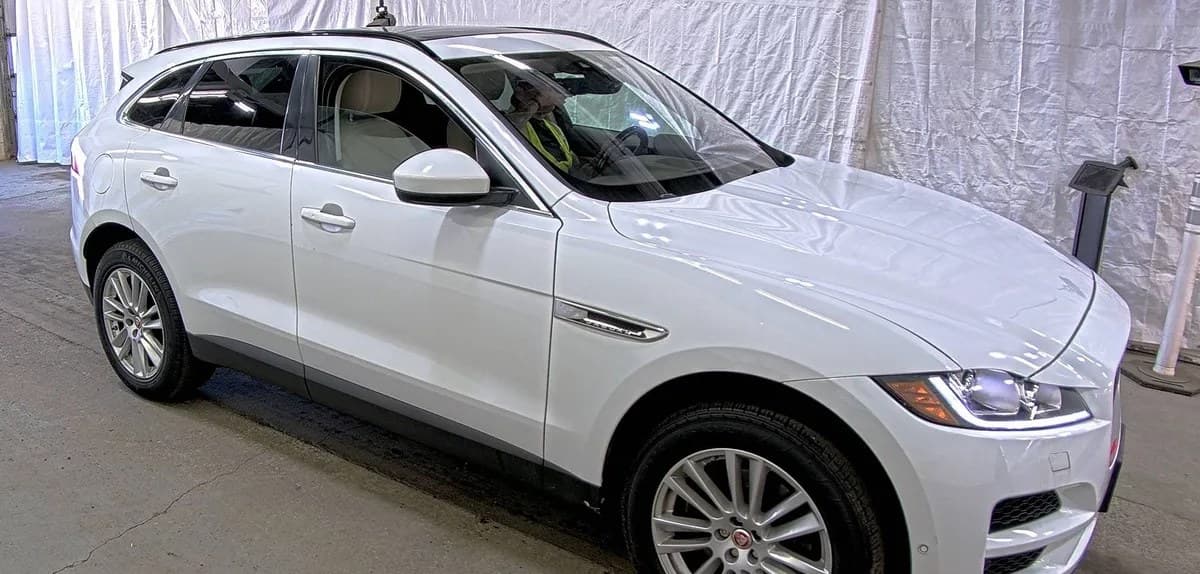 2019 JAGUAR F-PACE 25T Prestige 4