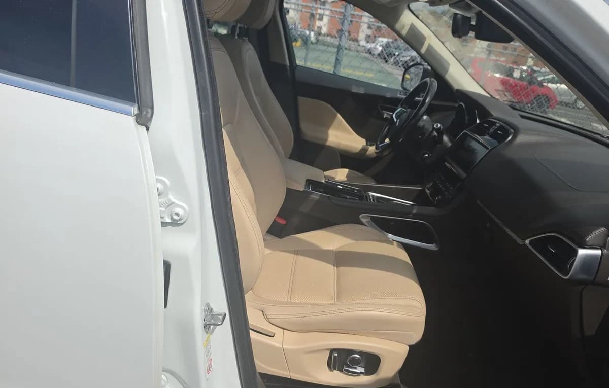 2019 JAGUAR F-PACE 25T Prestige 5