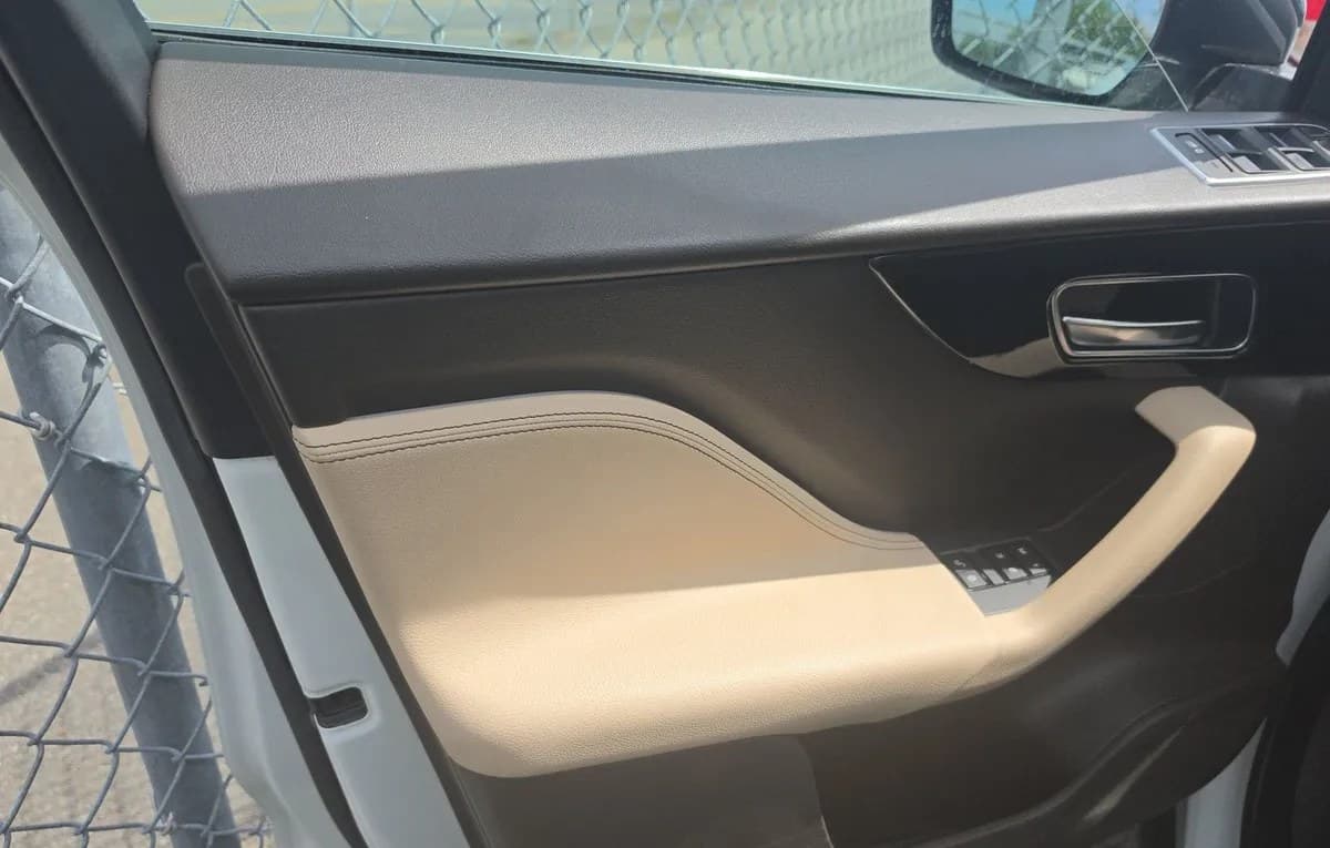 2019 JAGUAR F-PACE 25T Prestige 6
