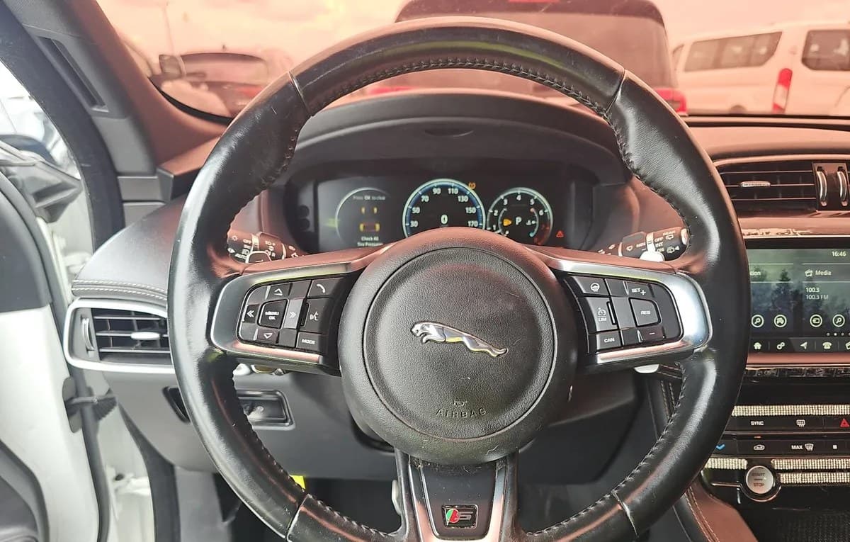 2017 JAGUAR F-PACE S 7