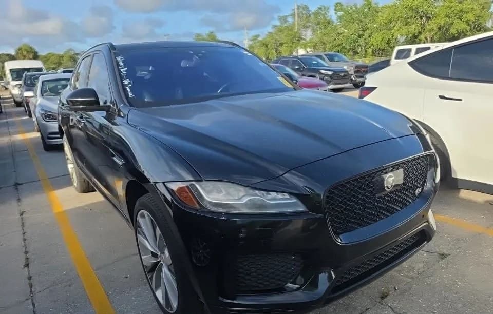 2017 JAGUAR F-PACE S 4