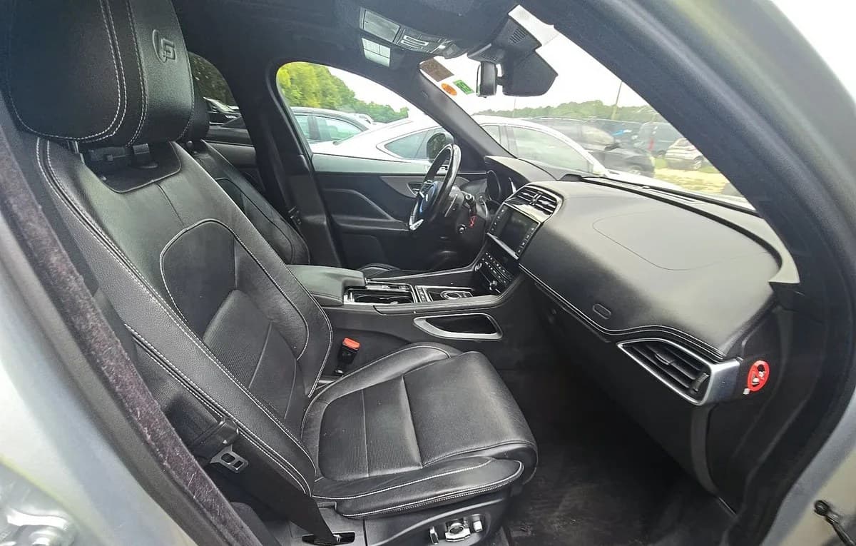 2018 JAGUAR F-PACE S 5