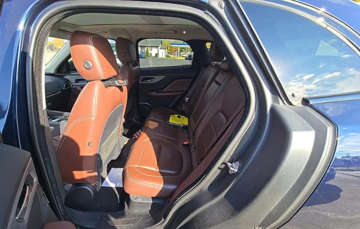 2020 JAGUAR F-PACE S 7