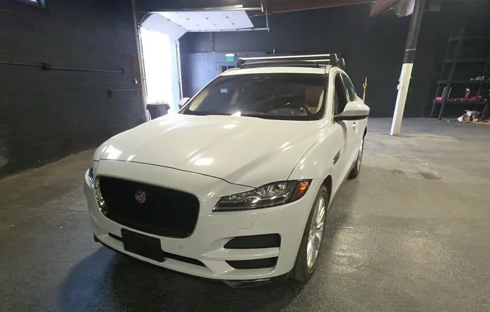 2018 JAGUAR F-PACE PORTFOLIO 1