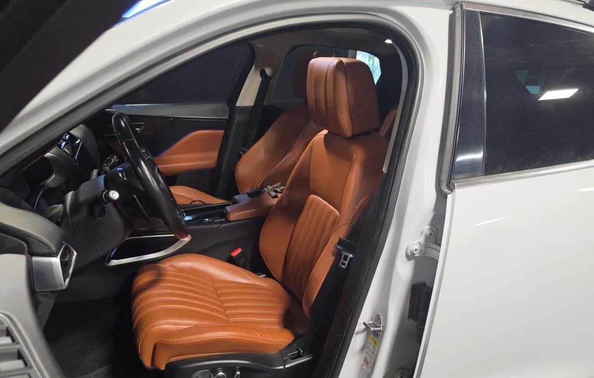 2018 JAGUAR F-PACE PORTFOLIO 4