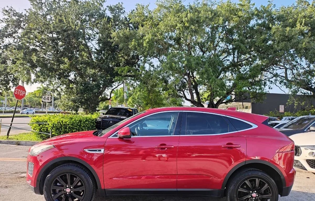 2018 JAGUAR E-PACE S 4