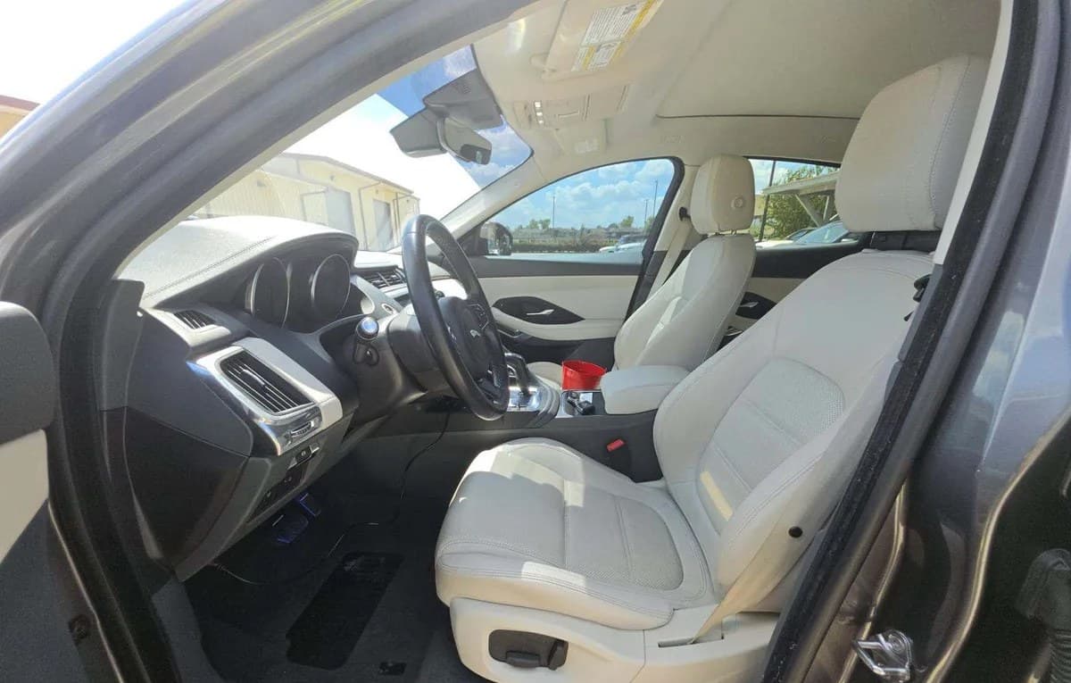 2018 JAGUAR E-PACE S 4