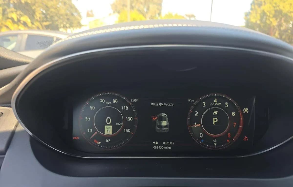 2019 JAGUAR E-PACE R-DYNAMIC SE 6