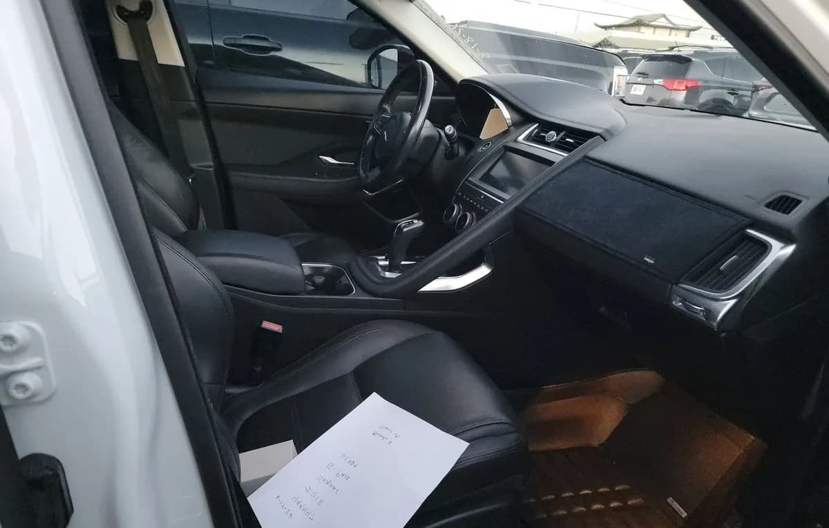 2018 JAGUAR E-PACE SE 5