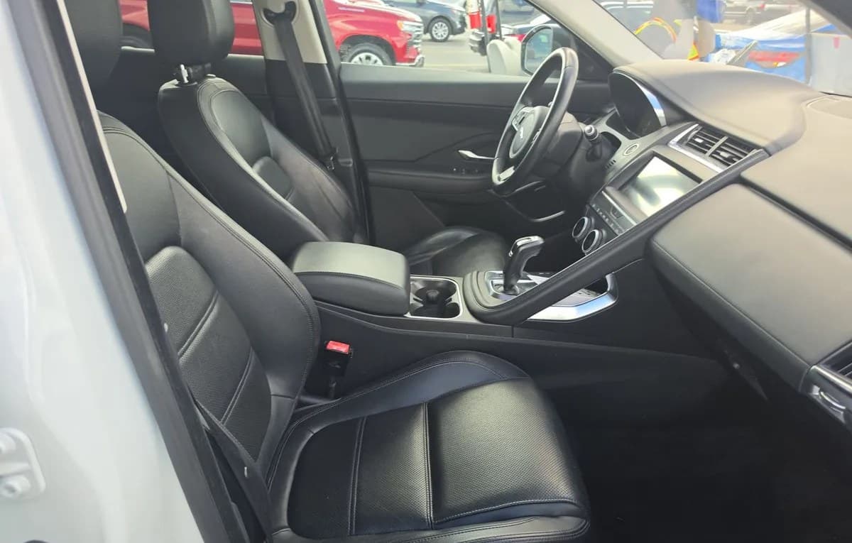 2020 JAGUAR E-PACE SE 5