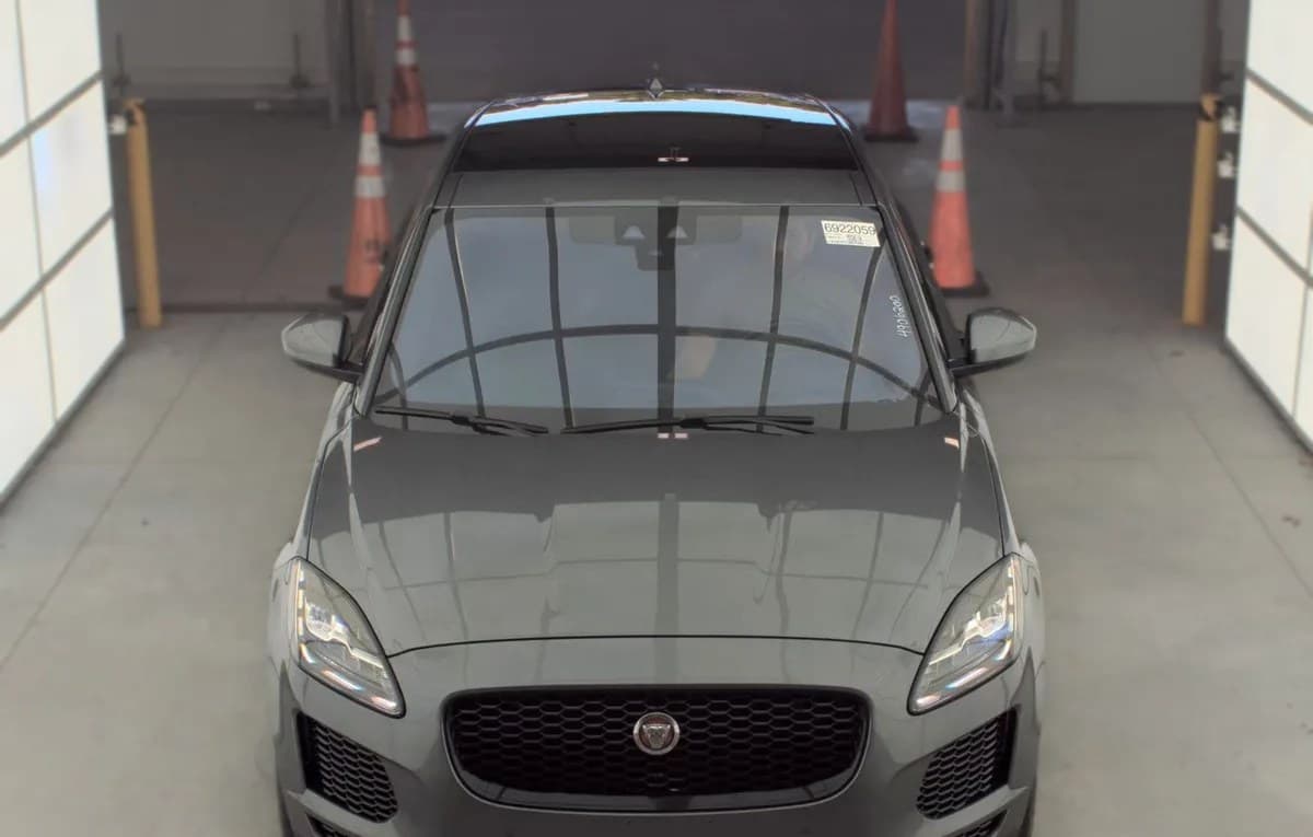 2019 JAGUAR E-PACE SE 3