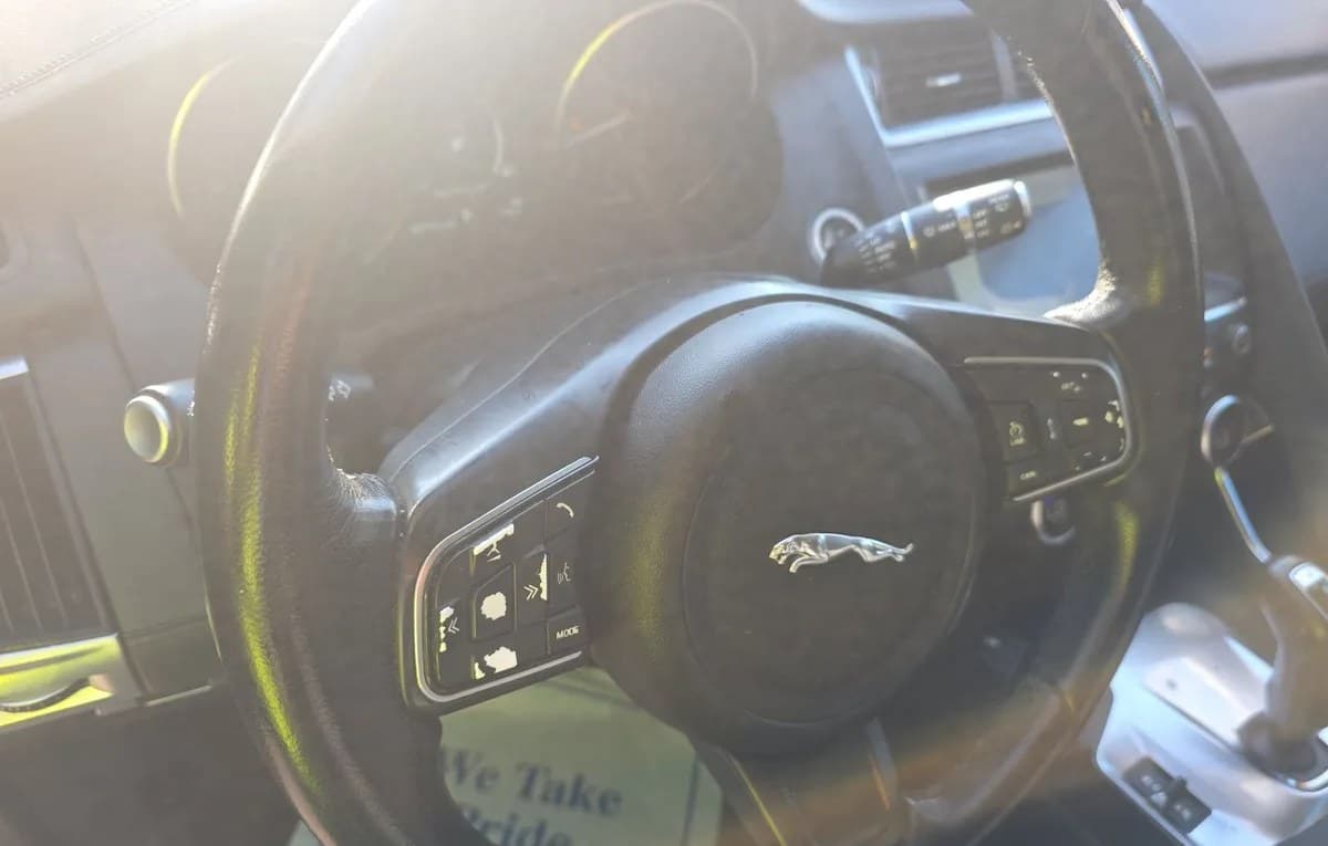 2020 JAGUAR E-PACE SE 7