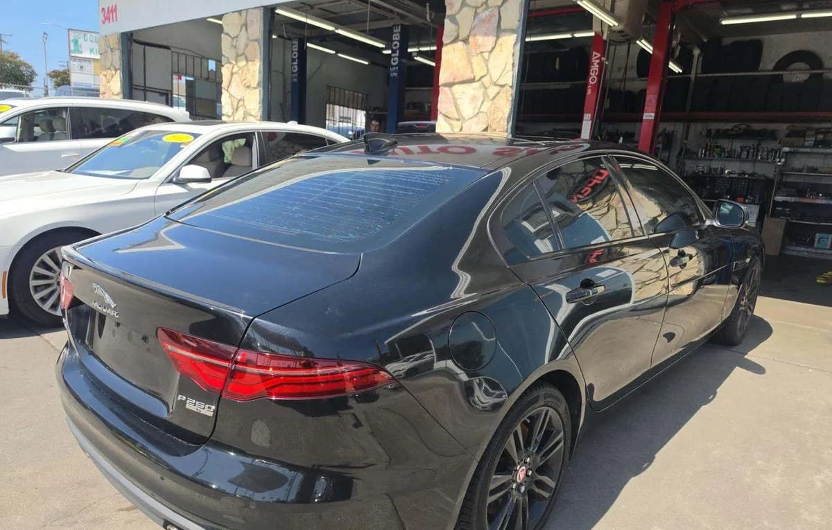2020 JAGUAR XE S 4