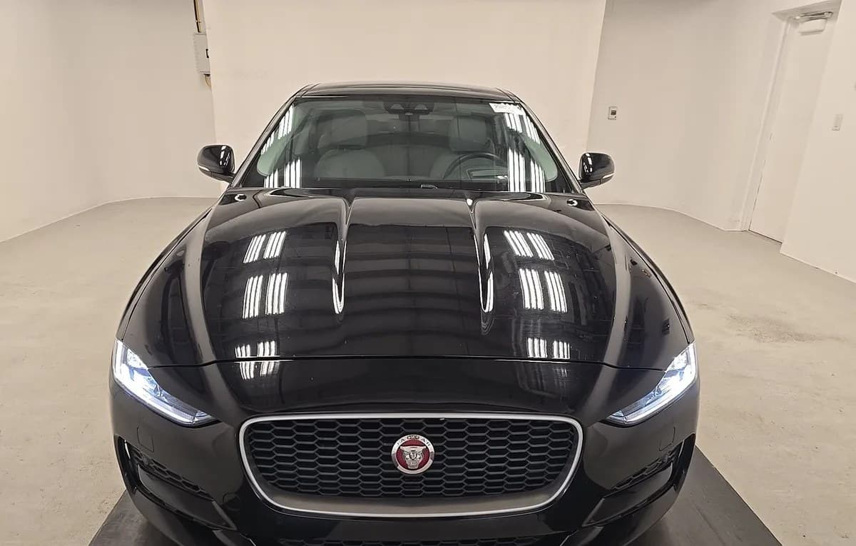 2020 JAGUAR XE S 3