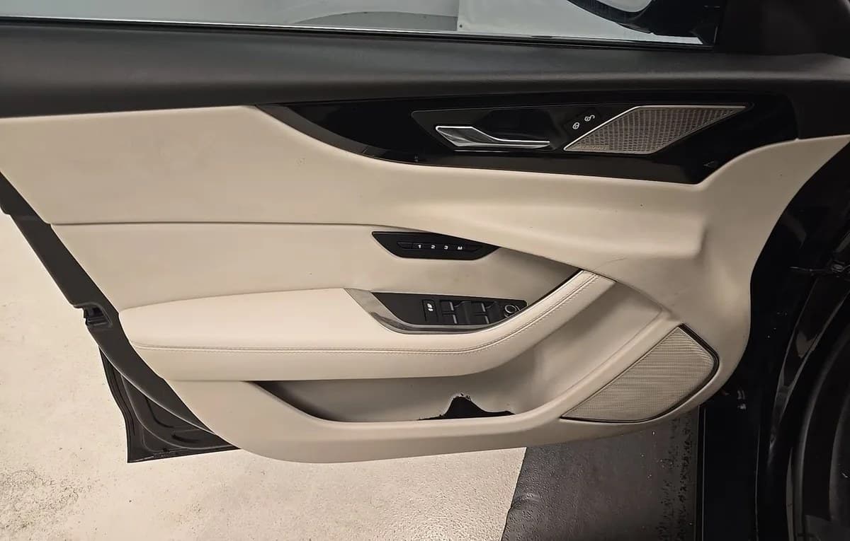 2020 JAGUAR XE S 6