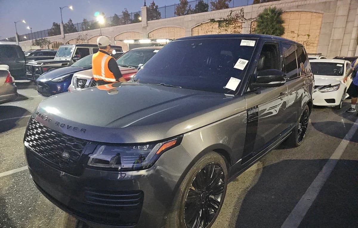 2019 LAND ROVER RANGE ROVER SUPERCHARGED 2