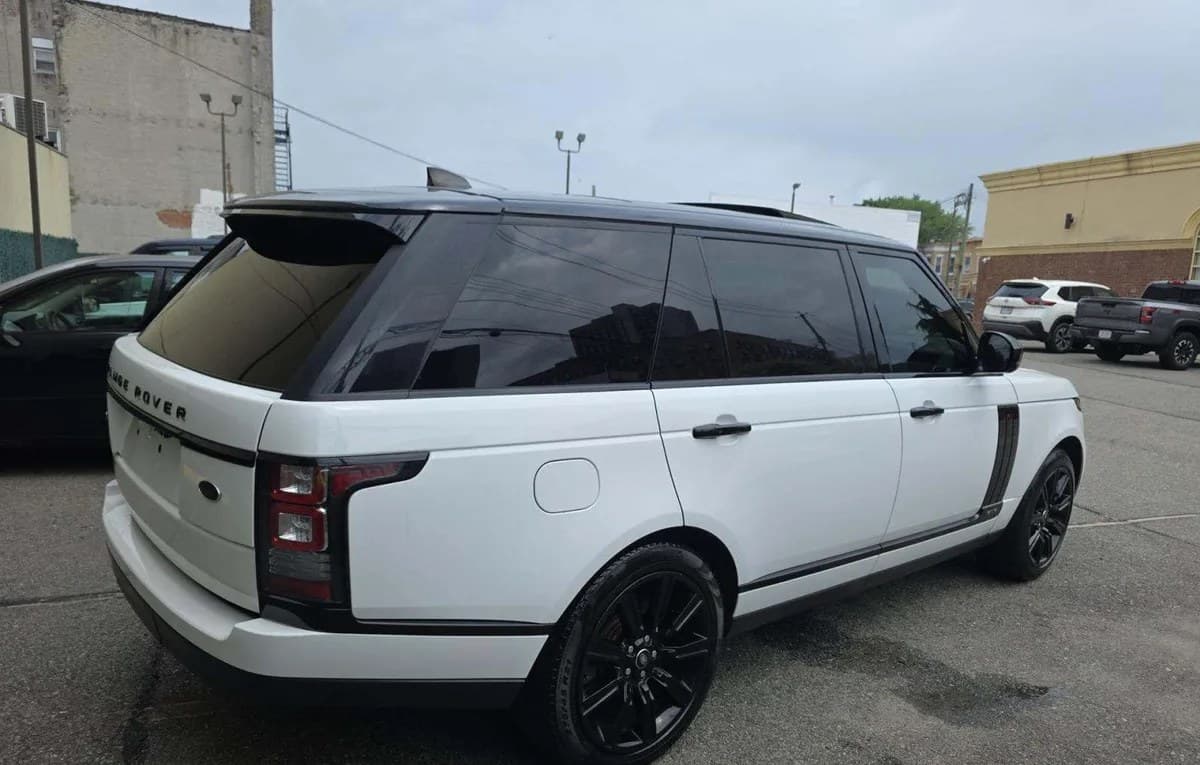2017 LAND ROVER RANGE ROVER SUPERCHARGED LWB 4