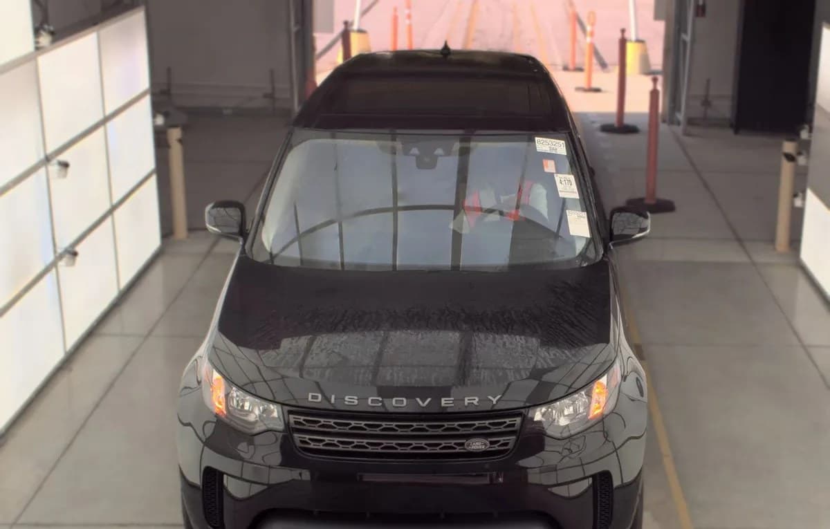 2018 LAND ROVER DISCOVERY SE 3