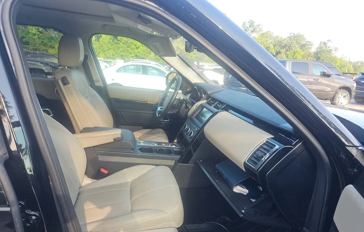 2018 LAND ROVER DISCOVERY SE 5