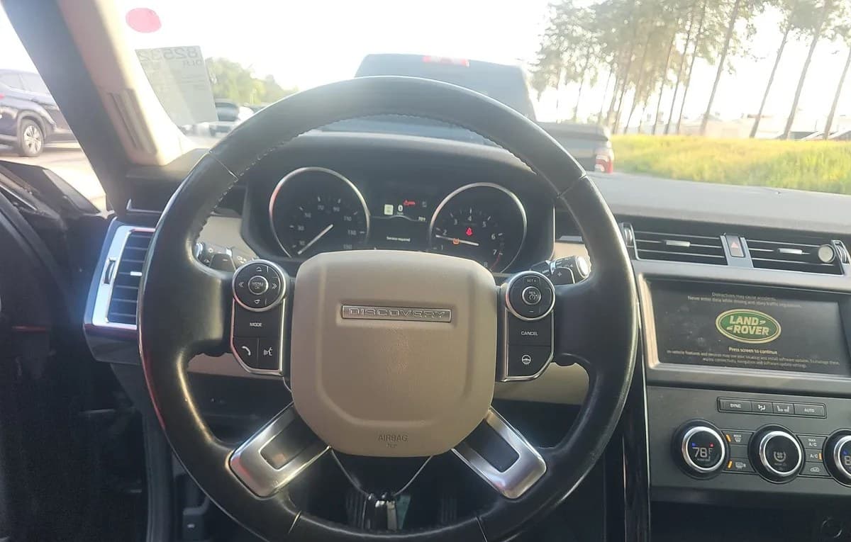 2018 LAND ROVER DISCOVERY SE 7