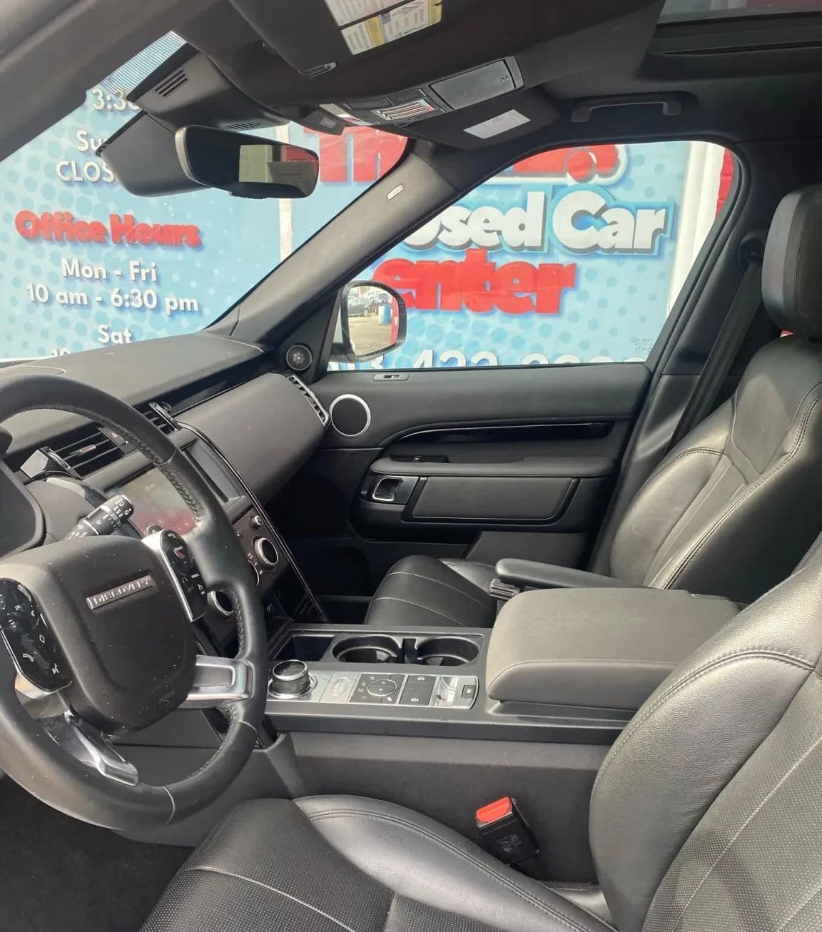 2019 LAND ROVER DISCOVERY SE 6