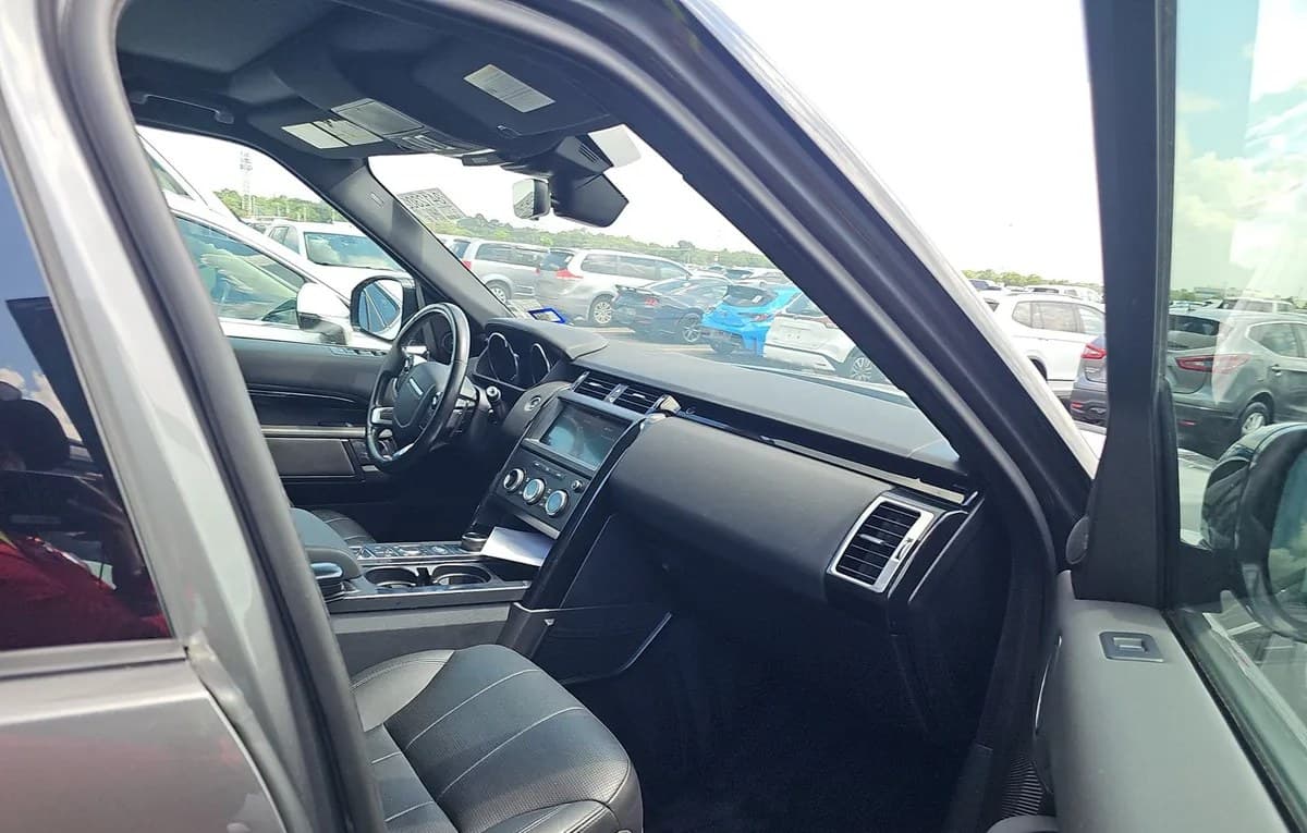 2019 LAND ROVER DISCOVERY SE 5