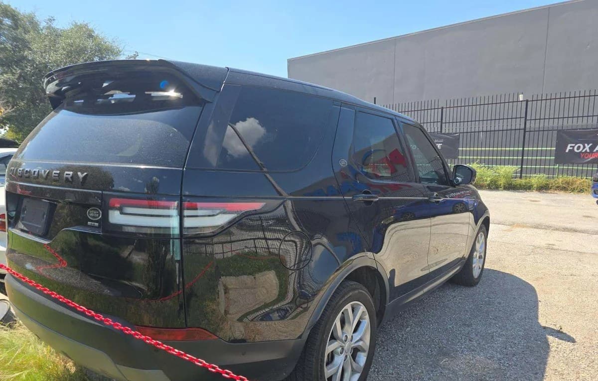 2019 LAND ROVER DISCOVERY SE 4