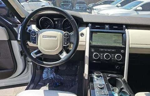2017 LAND ROVER DISCOVERY HSE Luxury 6