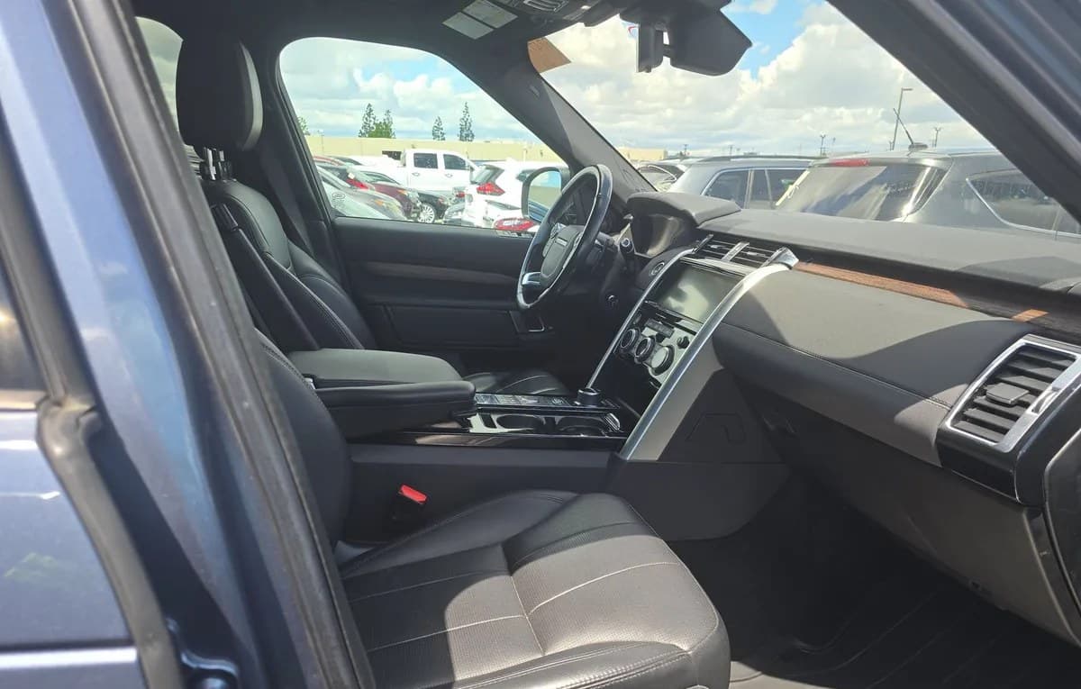 2018 LAND ROVER DISCOVERY HSE 5