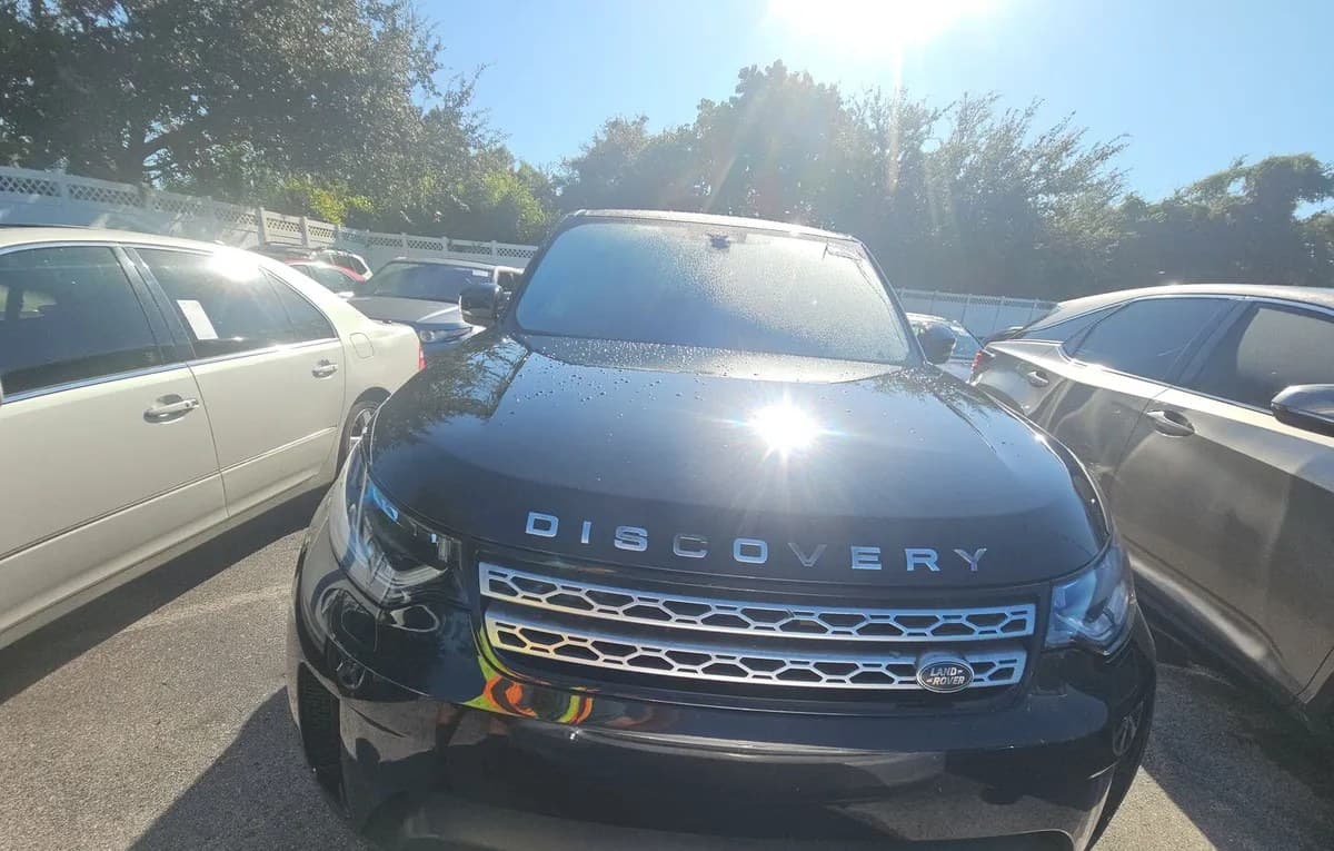 2020 LAND ROVER DISCOVERY HSE Luxury 3