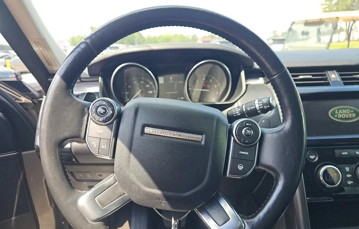 2017 LAND ROVER DISCOVERY FIRST Edition 7