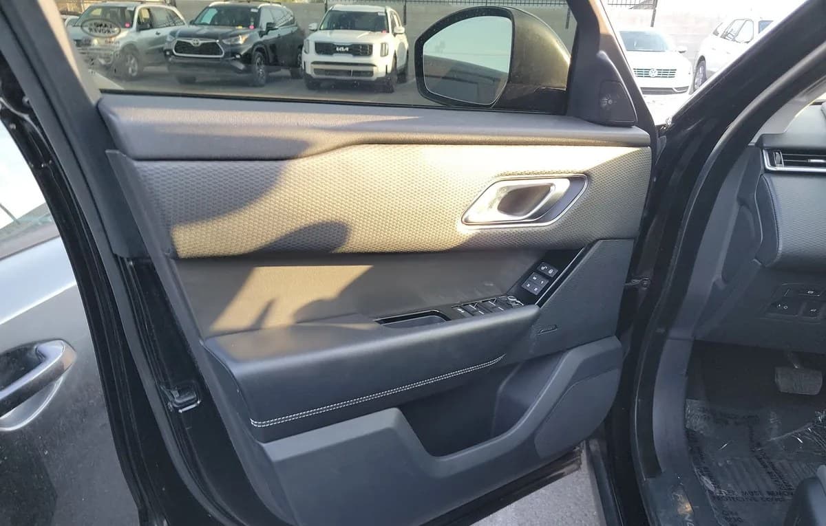 2020 LAND ROVER RANGE ROVER VELAR S 6
