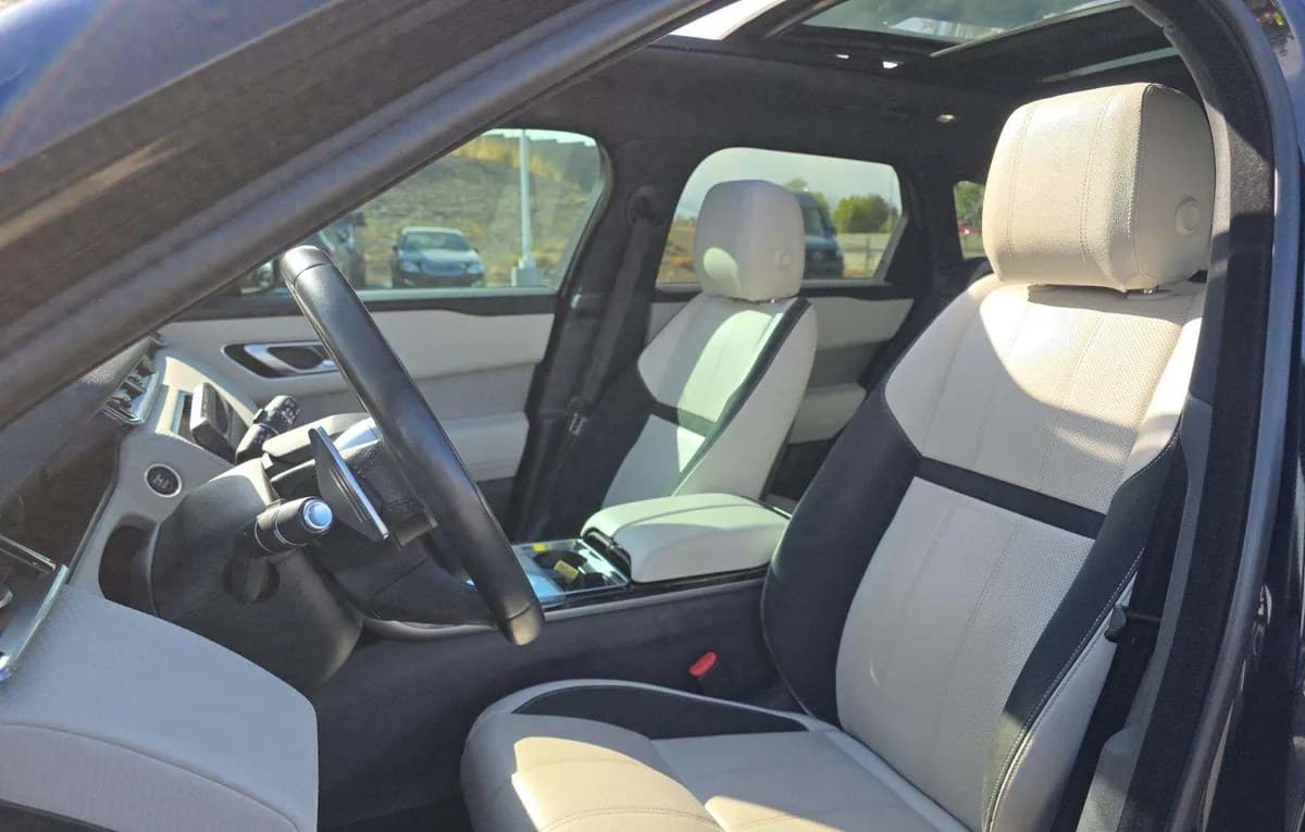 2020 LAND ROVER RANGE ROVER VELAR R-DYNAMIC S 4