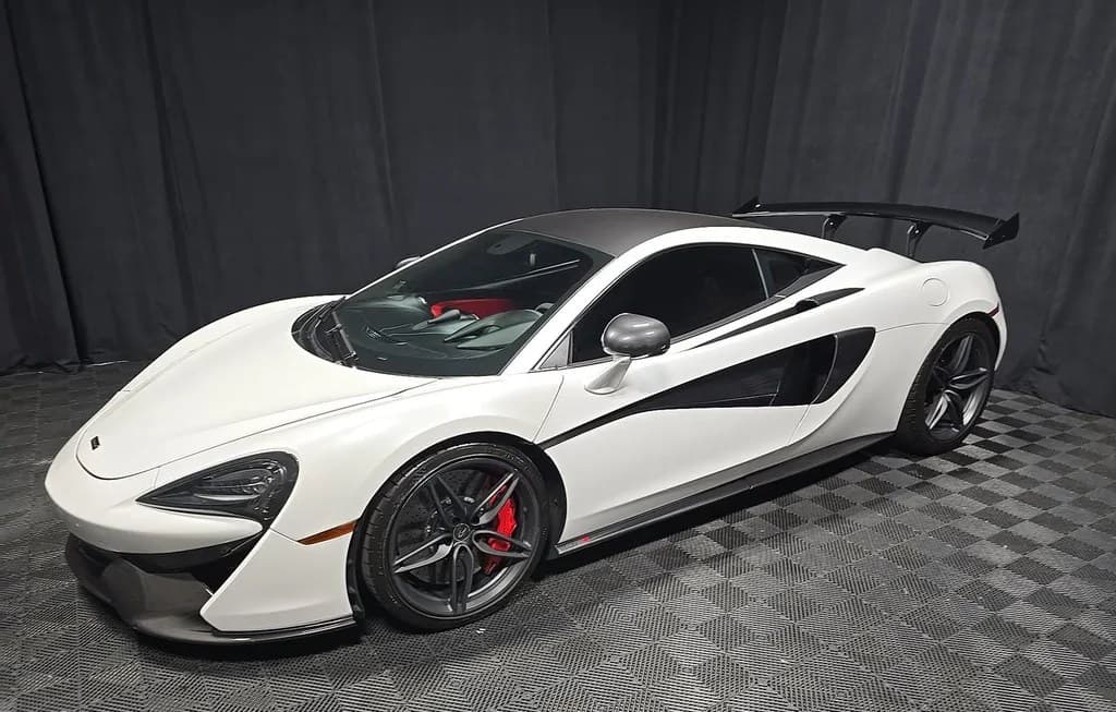 2017 MCLAREN 570S