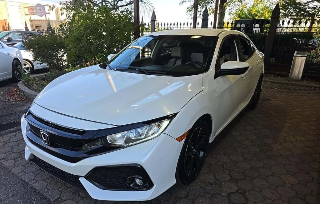 2017 HONDA CIVIC HATCHBACK SPORT