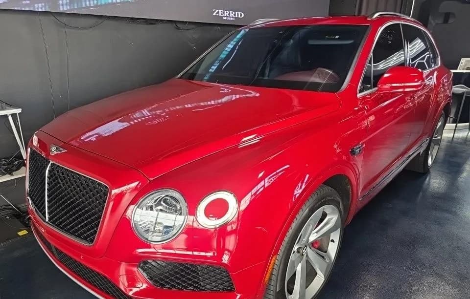 2019 BENTLEY BENTAYGA V8