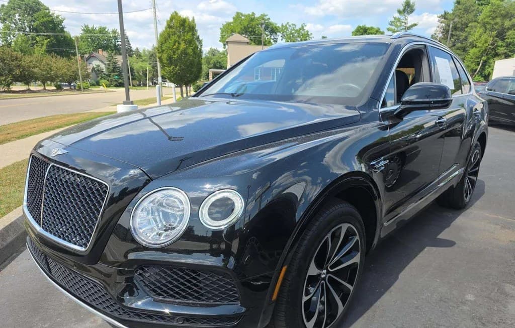 2019 BENTLEY BENTAYGA V8