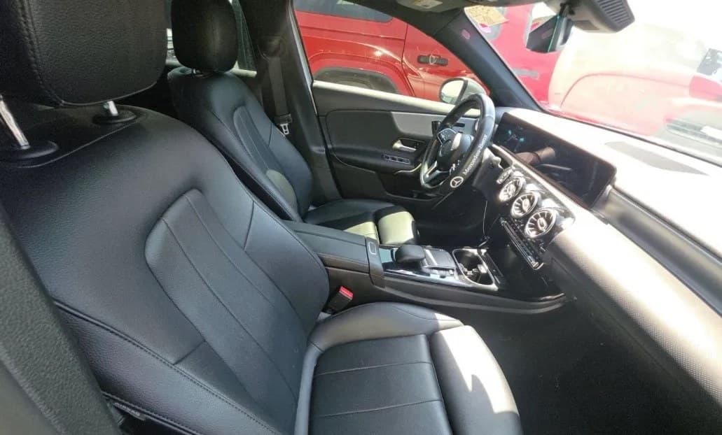 2021 MERCEDES-BENZ A-CLASS A 220 5