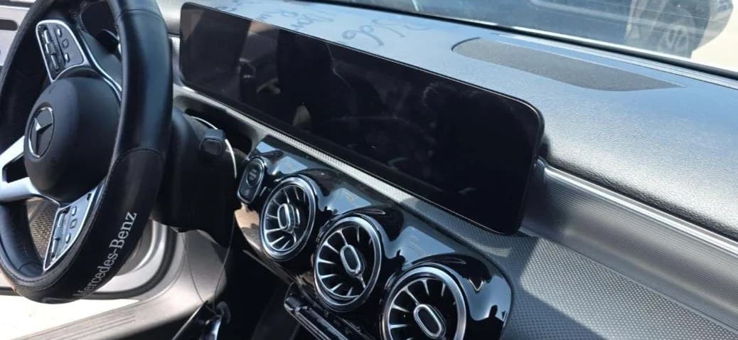 2021 MERCEDES-BENZ A-CLASS A 220 6