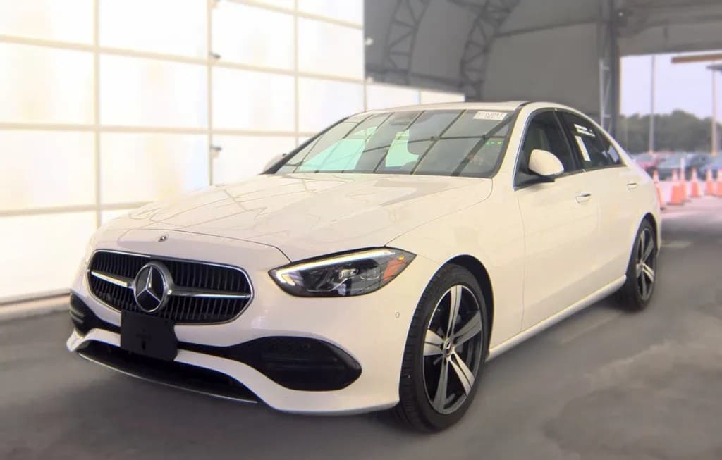 2025 MERCEDES-BENZ C 300