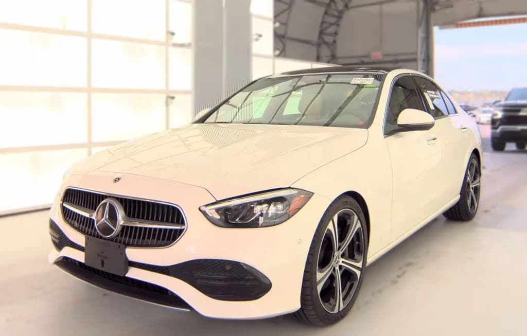 2025 MERCEDES-BENZ C 300