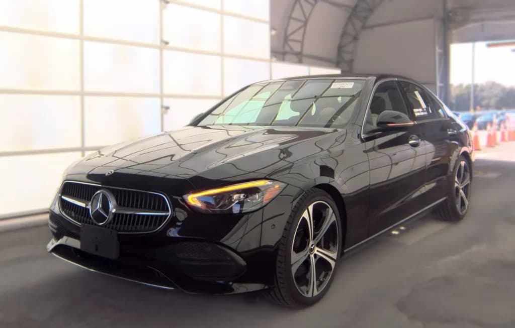 2025 MERCEDES-BENZ C 300