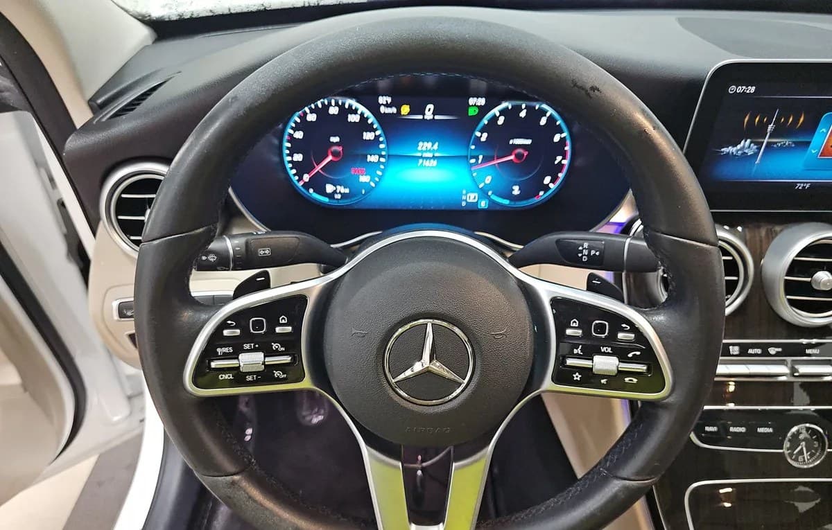2021 MERCEDES-BENZ C-CLASS C 300 7