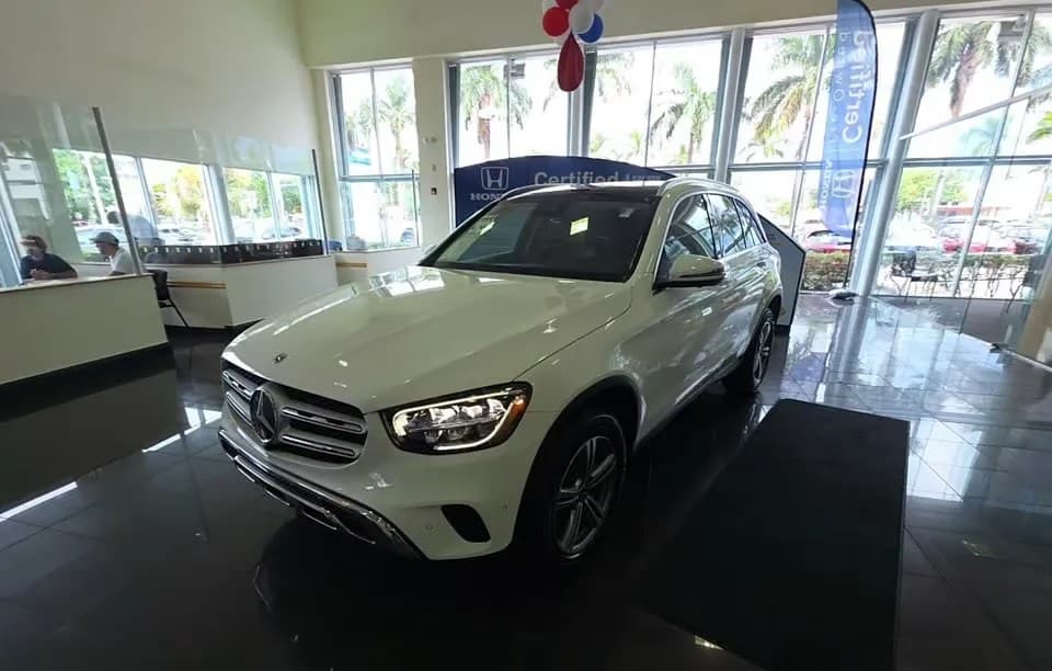 2022 MERCEDES-BENZ GLC 300